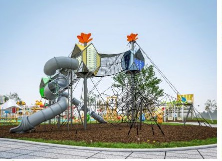 Цветни игрови кули и пързалки – CH26-00301